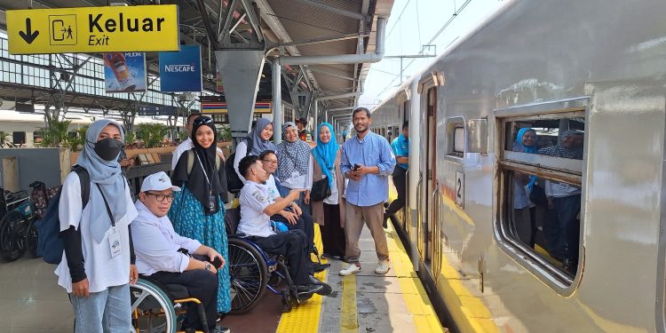 Mudik Tak Mudah bagi Disabilitas, Negara Setengah Hati Bangun Transportasi Inklusi