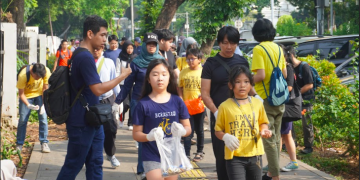Gotong Royong Jaga Kota: GPF Indonesia dan Trash Hero Jakarta Bersatu Bersihkan Lapangan Banteng dalam Semangat Sumpah Pemuda